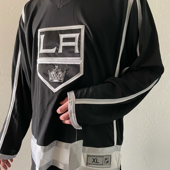 NWT - LA KINGS sports jersey - Picture 2 of 4